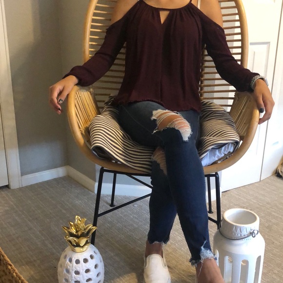 Maroon cold shoulder top - Picture 4 of 5